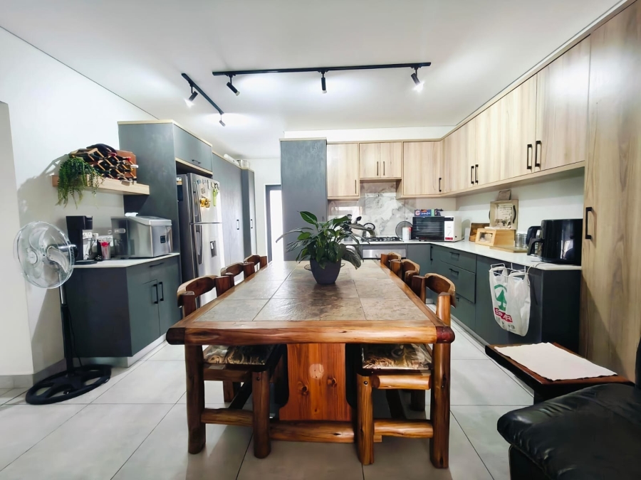 3 Bedroom Property for Sale in Baillie Park North West